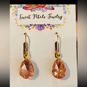 Sparkly blush earrings